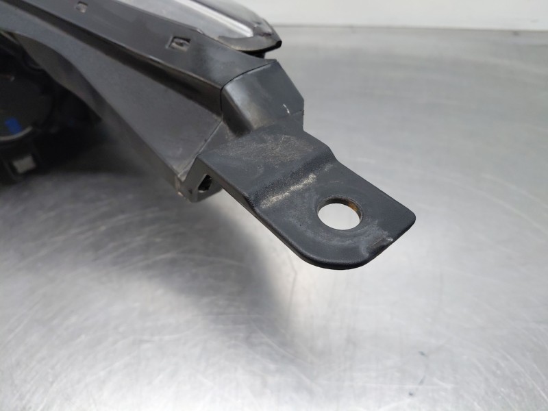 Recambio de faro derecho para kia ceed sportswagon eco dynamics referencia OEM IAM   