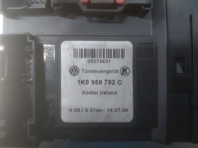 Recambio de motor elevalunas delantero derecho para volkswagen touran (1t1) comfortline referencia OEM IAM   