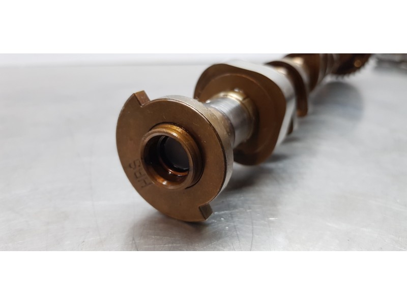 Recambio de arbol de levas para kia sportage basic 2wd referencia OEM IAM 242002B675  