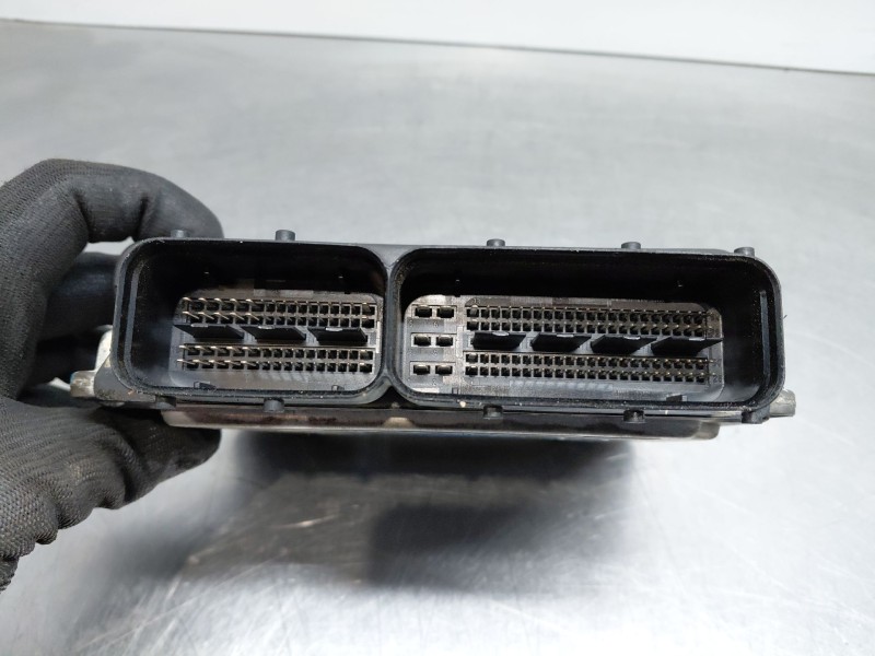 Recambio de centralita motor uce para audi a5 sportback (8ta) 2.0 tdi referencia OEM IAM   