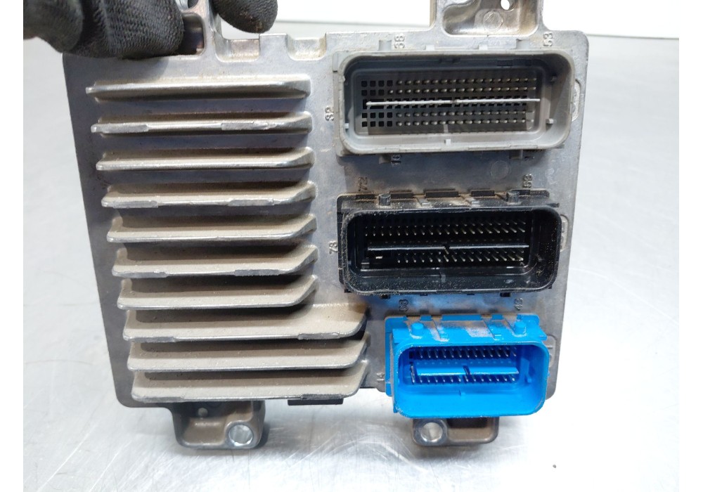 Recambio de centralita motor uce para opel astra j (p10) 1.4 turbo (68) referencia OEM IAM   