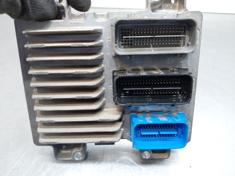 Recambio de centralita motor uce para opel astra j (p10) 1.4 turbo (68) referencia OEM IAM   