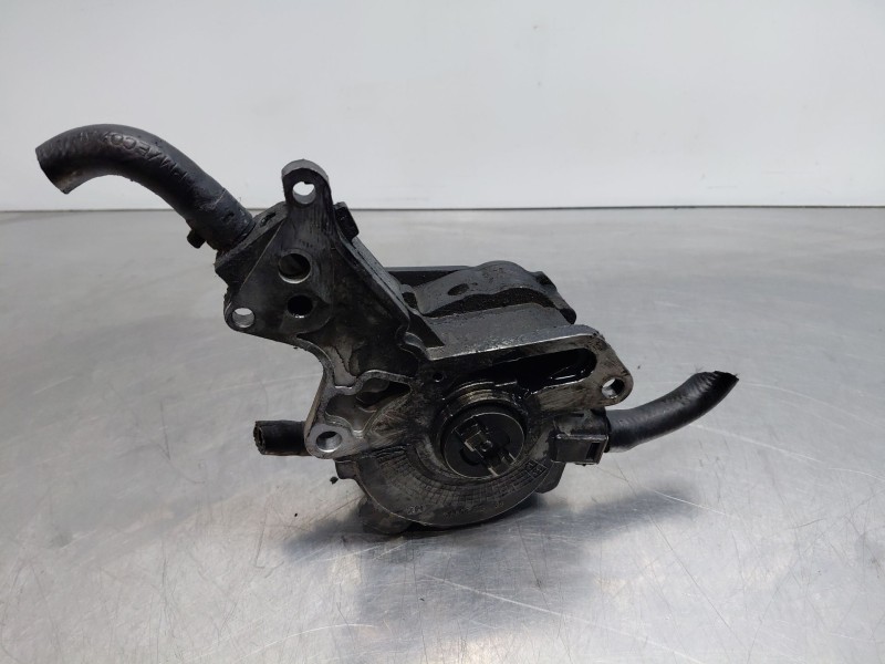Recambio de depresor freno / bomba vacio para volkswagen golf v (1k1) 1.9 tdi referencia OEM IAM   
