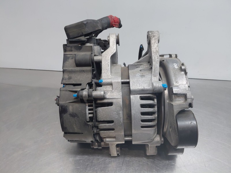 Recambio de alternador para kia ceed sportswagon hybrid referencia OEM IAM   