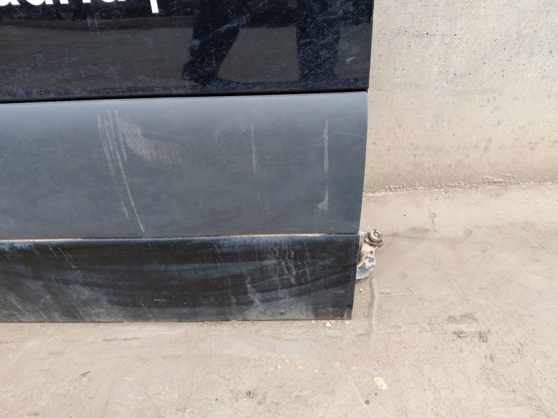 Recambio de puerta lateral corredera derecha para mercedes-benz sprinter iii furgón fwd kl3a4 referencia OEM IAM A9107306700  