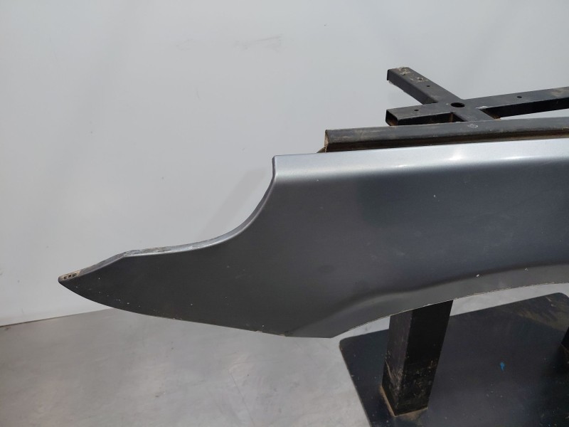 Recambio de aleta delantera izquierda para bmw 5 (e60) 530 d referencia OEM IAM   