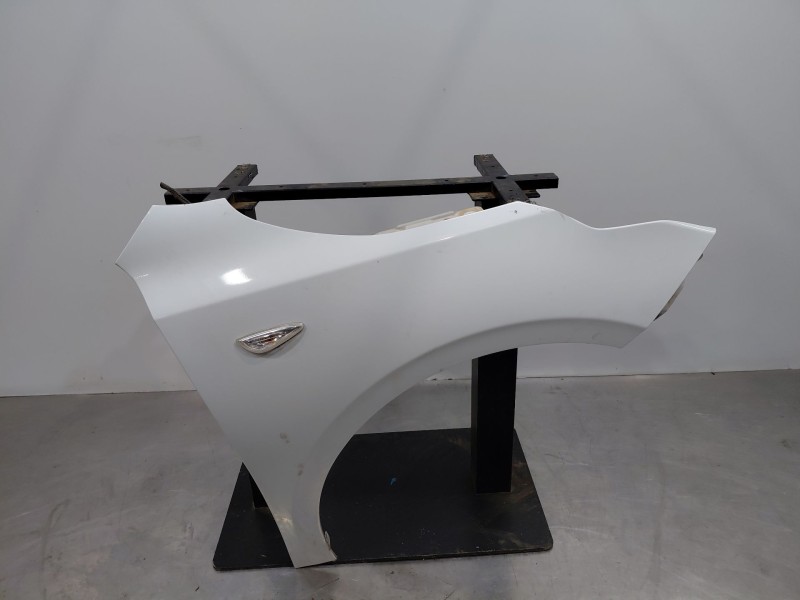 Recambio de aleta delantera derecha para kia ceed sportswagon hybrid referencia OEM IAM   