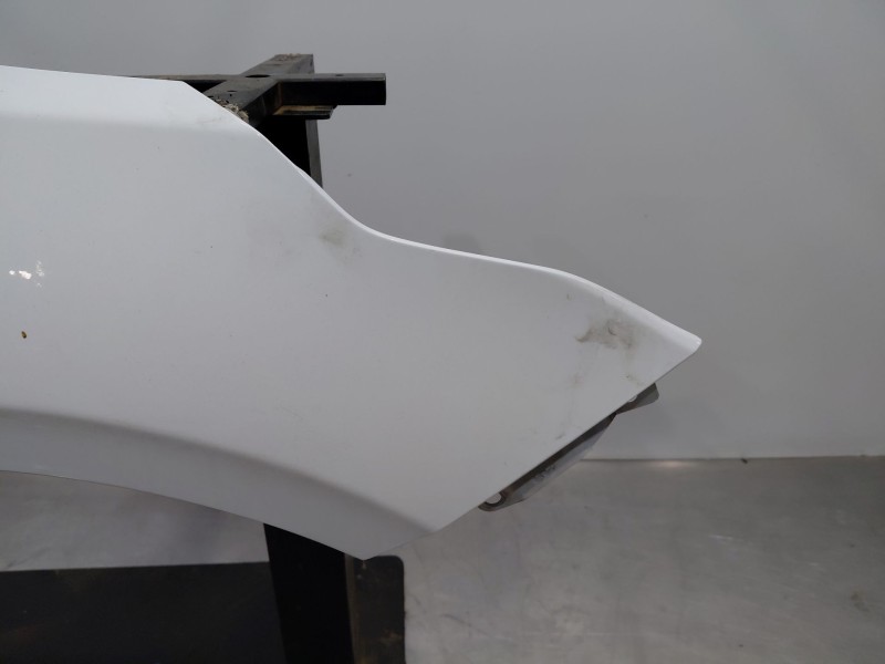 Recambio de aleta delantera derecha para kia ceed sportswagon hybrid referencia OEM IAM   