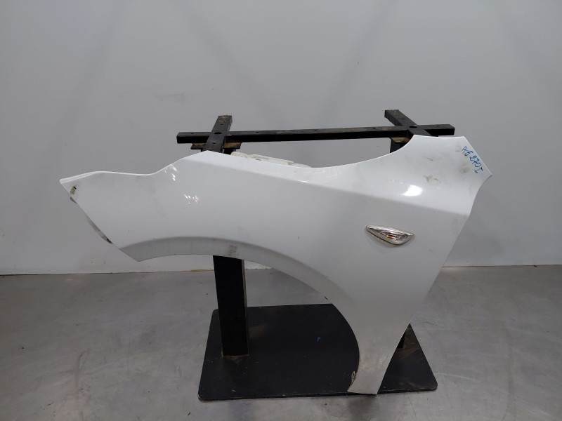 Recambio de aleta delantera izquierda para kia ceed sportswagon hybrid referencia OEM IAM   