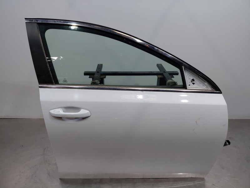 Recambio de puerta delantera derecha para kia ceed sportswagon hybrid referencia OEM IAM   