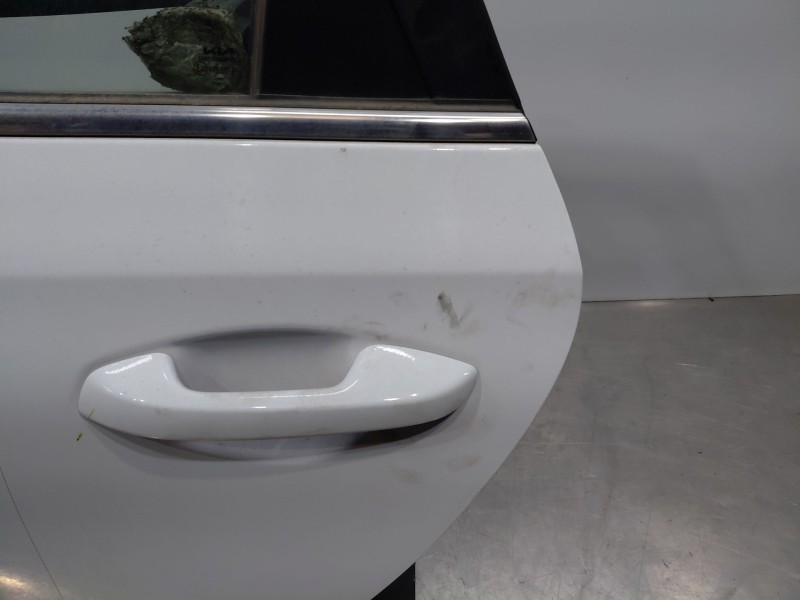 Recambio de puerta trasera izquierda para kia ceed sportswagon hybrid referencia OEM IAM   