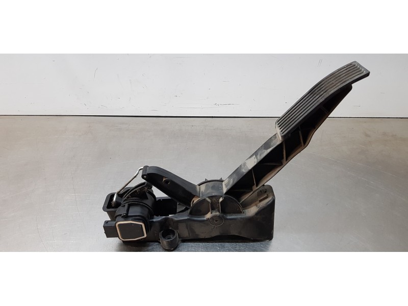 Recambio de pedal acelerador para mercedes clase a (w169) a 170 (169.032) referencia OEM IAM A1693000304   Recambio de pedal acelerador para mercedes clase a (w169) a 170 (169.032) referencia OEM IAM A1693000304