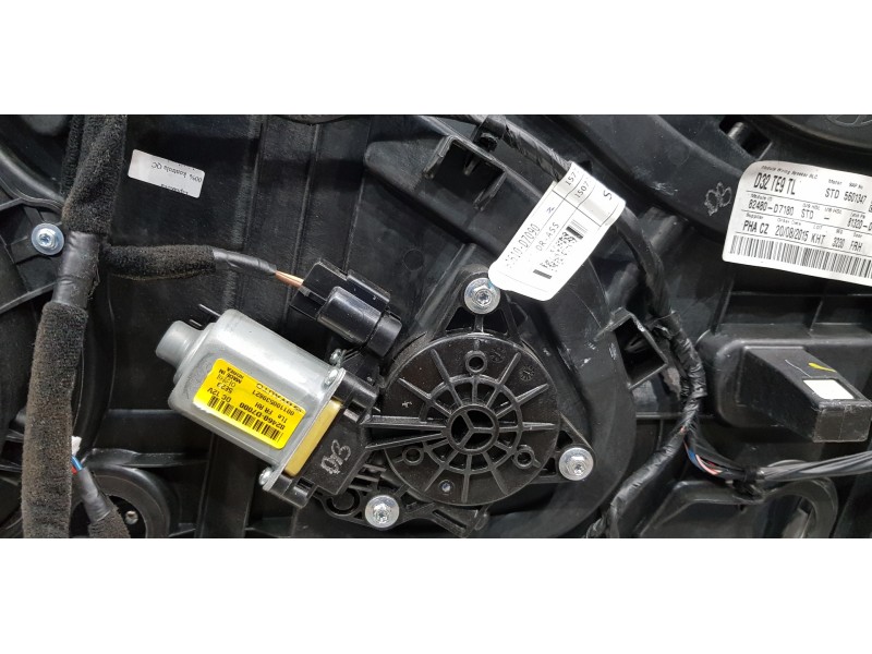 Recambio de elevalunas delantero derecho para hyundai tucson ix35 referencia OEM IAM 82481D7010 82480D7180 82460D7000