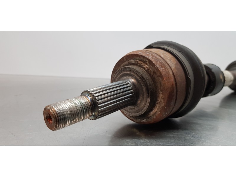 Recambio de transmision delantera izquierda para renault megane iv berlina 5p experience referencia OEM IAM 391014832R  