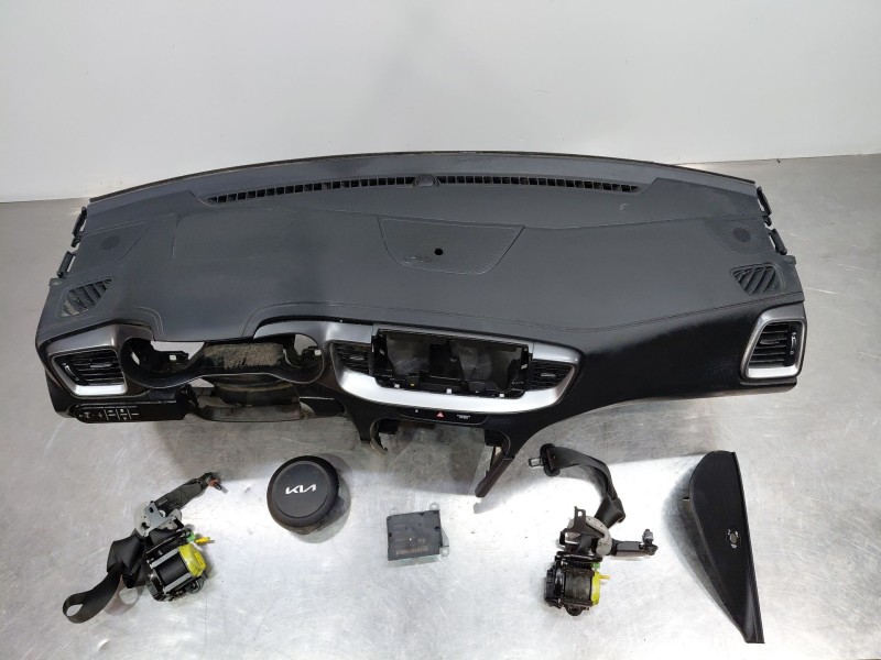 Recambio de kit airbag para kia ceed sportswagon hybrid referencia OEM IAM   