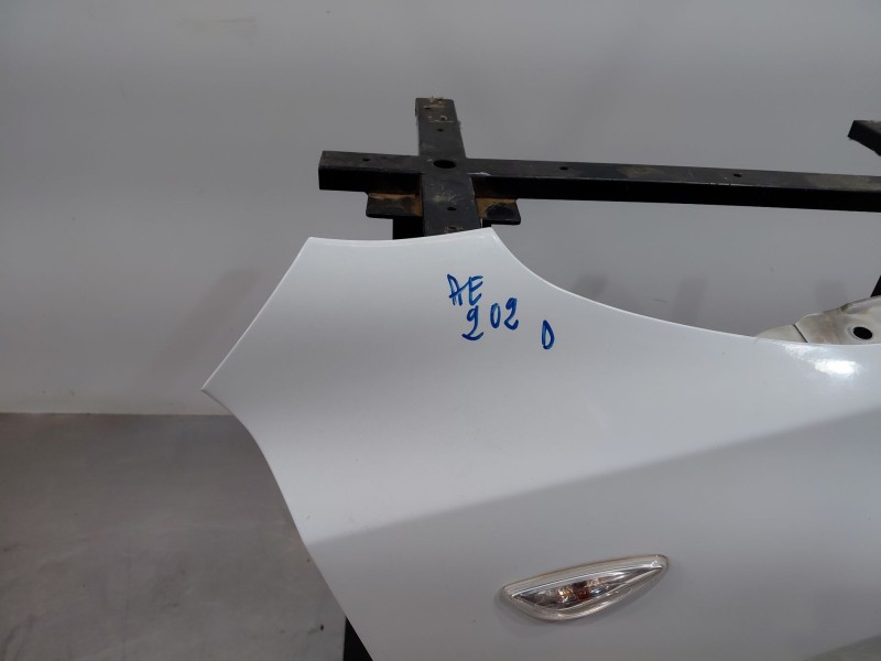 Recambio de aleta delantera derecha para kia ceed sportswagon concept referencia OEM IAM   