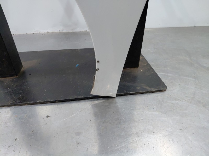 Recambio de aleta delantera izquierda para kia ceed sportswagon concept referencia OEM IAM   