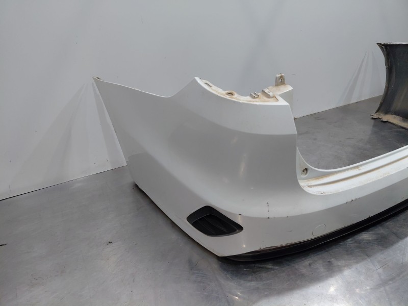 Recambio de paragolpes trasero para kia ceed sportswagon hybrid referencia OEM IAM   