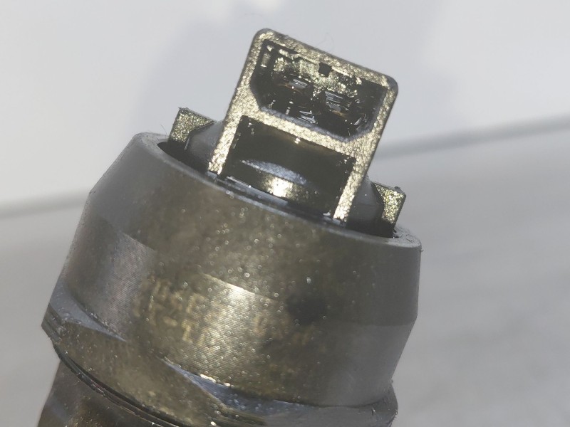 Recambio de inyector para volkswagen golf v (1k1) 1.9 tdi referencia OEM IAM   