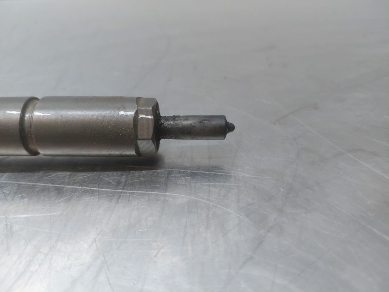 Recambio de inyector para bmw 3 (e46) 320 d referencia OEM IAM 13537789661  