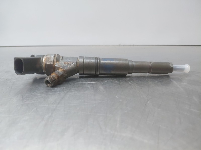 Recambio de inyector para bmw 3 (e46) 320 d referencia OEM IAM 13537789661  