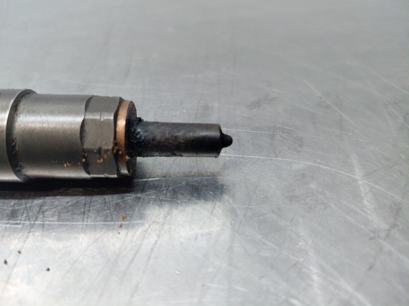 Recambio de inyector para bmw serie 5 berlina (e60) executive referencia OEM IAM   