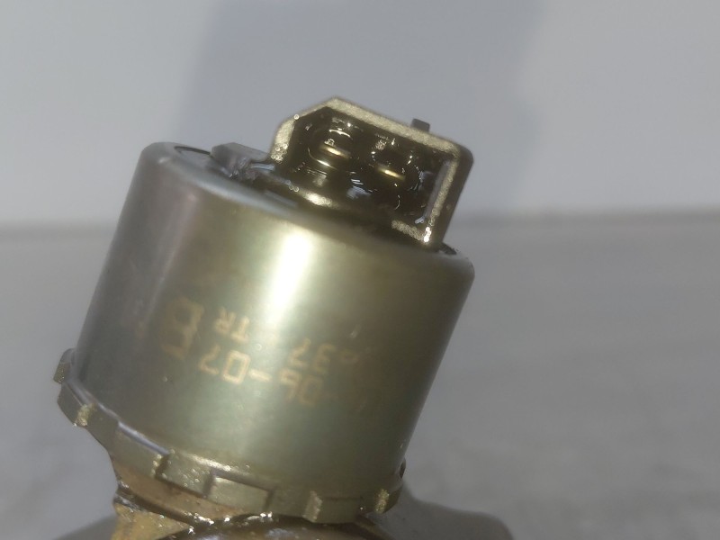 Recambio de inyector para volkswagen golf plus v (5m1, 521) 2.0 tdi referencia OEM IAM   