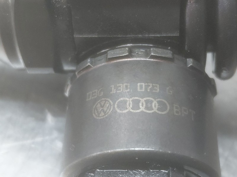 Recambio de inyector para volkswagen touran (1t1) comfortline referencia OEM IAM   