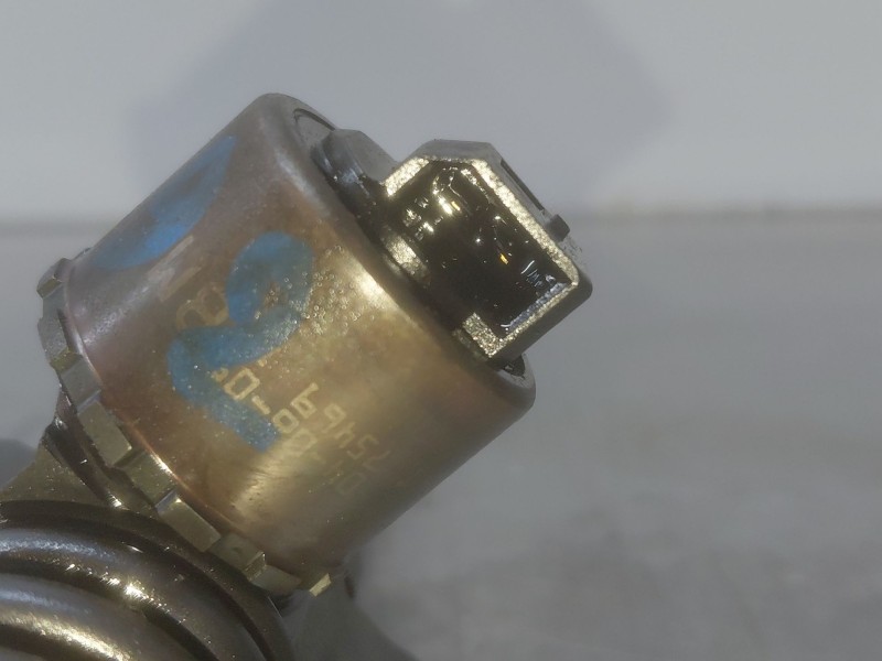 Recambio de inyector para volkswagen touran (1t1) comfortline referencia OEM IAM   