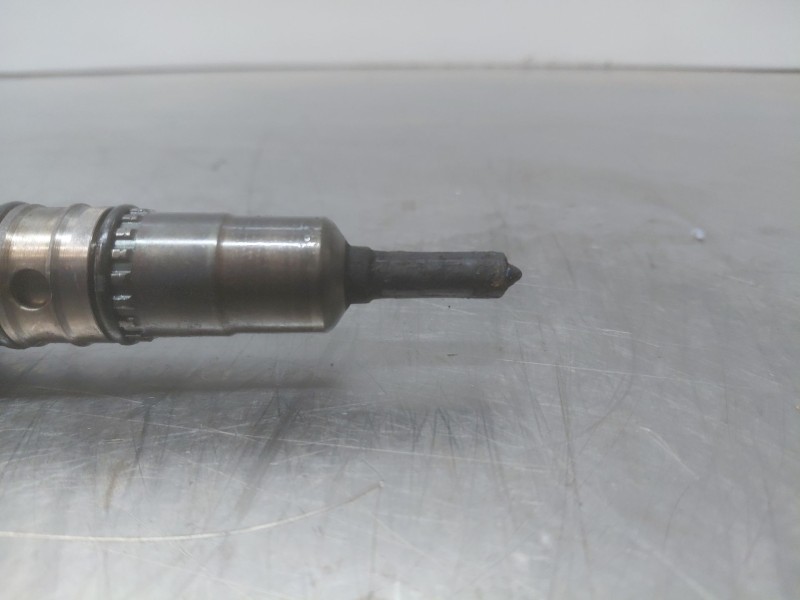 Recambio de inyector para volkswagen touran (1t1) comfortline referencia OEM IAM   
