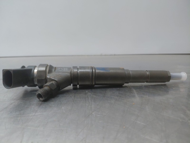 Recambio de inyector para bmw 3 (e46) 320 d referencia OEM IAM 13537789661  
