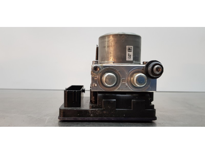 Recambio de abs para jeep renegade limited 4x2 referencia OEM IAM 6000630113 52174070 