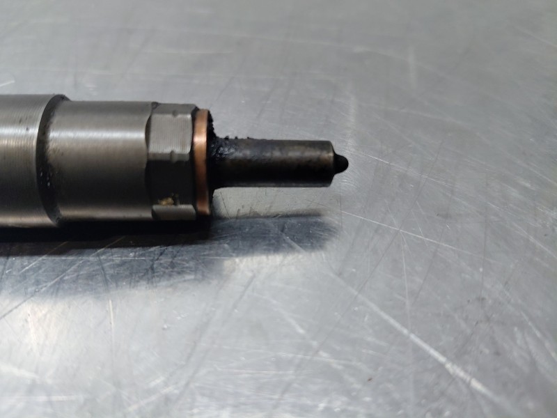 Recambio de inyector para bmw serie 5 berlina (e60) executive referencia OEM IAM   