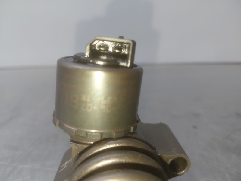 Recambio de inyector para volkswagen golf plus v (5m1, 521) 2.0 tdi referencia OEM IAM   