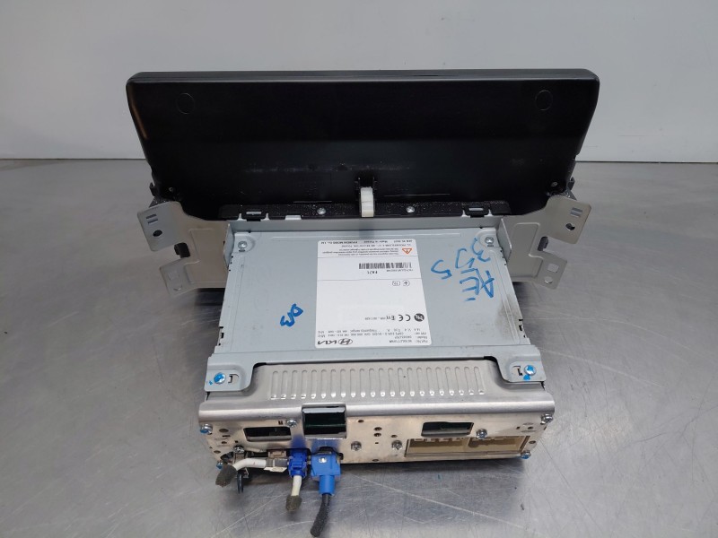 Recambio de pantalla multifuncion para kia ceed sportswagon hybrid referencia OEM IAM   