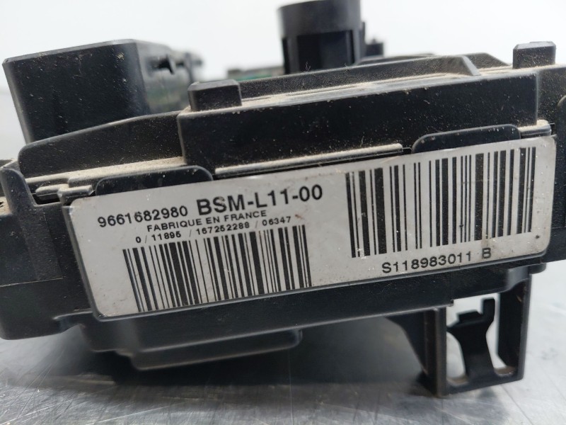 Recambio de caja reles / fusibles para citroën c4 i (lc_) 1.6 hdi referencia OEM IAM   