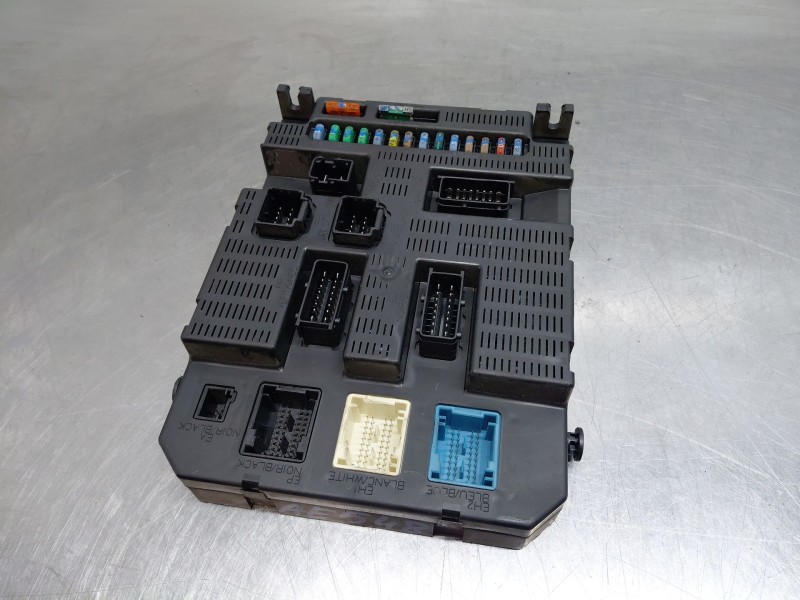 Recambio de caja reles / fusibles para citroën c4 i (lc_) 1.6 hdi referencia OEM IAM   