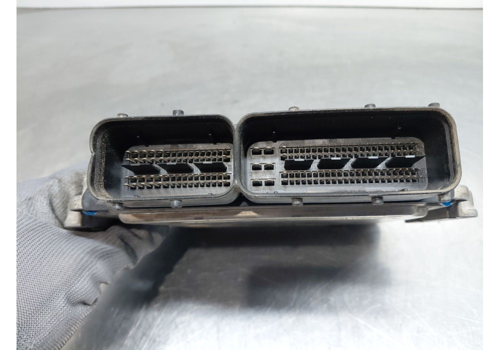 Recambio de centralita motor uce para opel astra h (a04) 1.8 (l48) referencia OEM IAM   