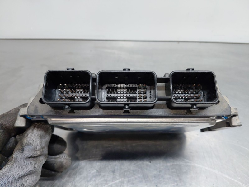 Recambio de centralita motor uce para citroën c4 i (lc_) 1.6 hdi referencia OEM IAM   