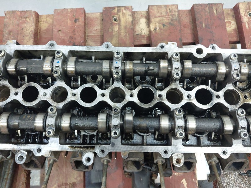 Recambio de culata para bmw 5 (e60) 530 d referencia OEM IAM   