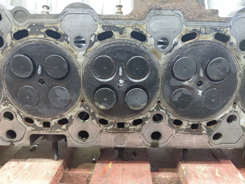 Recambio de culata para bmw 5 (e60) 530 d referencia OEM IAM   