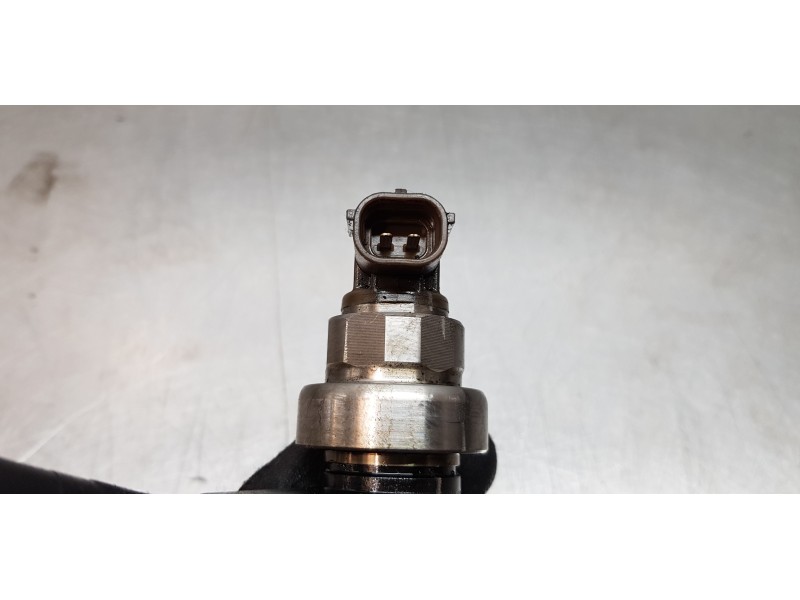 Recambio de inyector para opel meriva blue line referencia OEM IAM 8973138612  