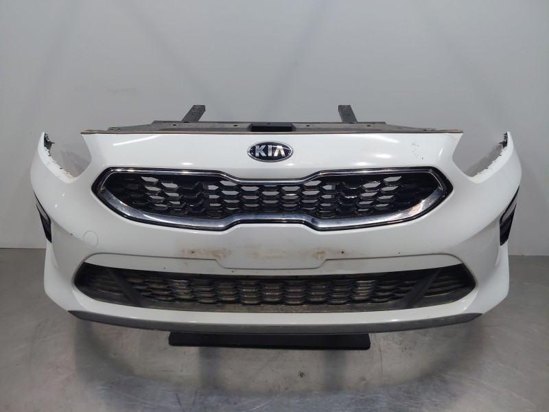 Recambio de paragolpes delantero para kia ceed drive referencia OEM IAM   