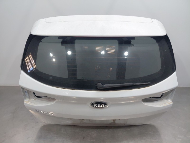 Recambio de porton trasero para kia ceed drive referencia OEM IAM   