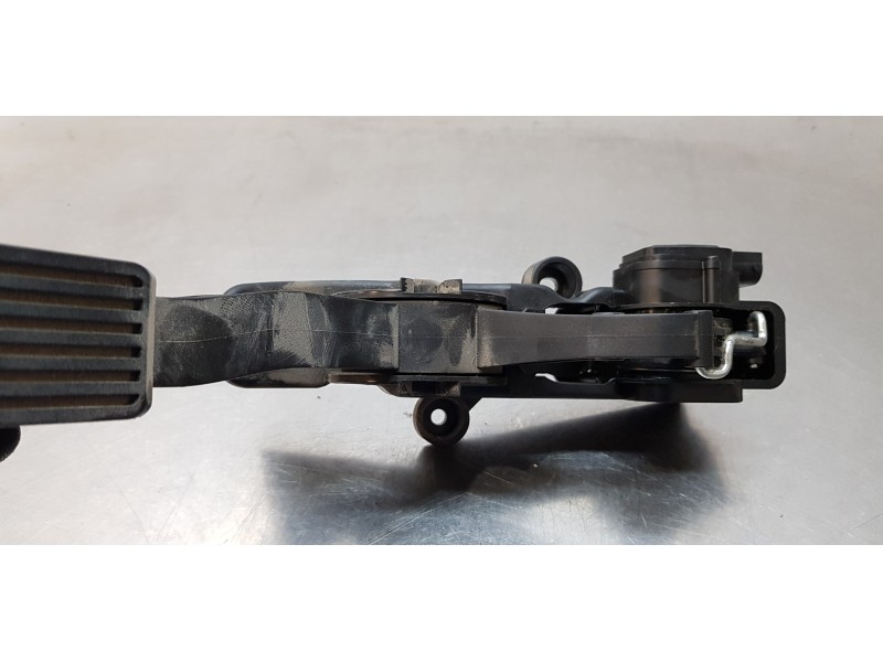 Recambio de pedal acelerador para mercedes clase a (w169) a 170 (169.032) referencia OEM IAM A1693000304   Recambio de pedal acelerador para mercedes clase a (w169) a 170 (169.032) referencia OEM IAM A1693000304
