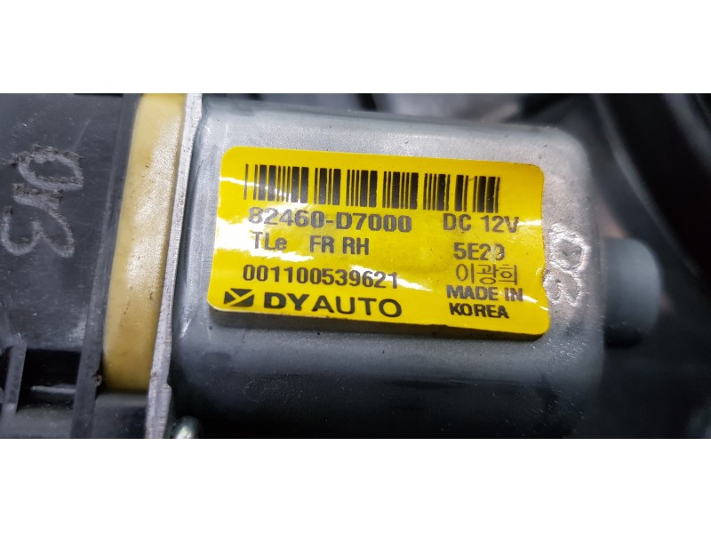 Recambio de elevalunas delantero derecho para hyundai tucson ix35 referencia OEM IAM 82481D7010 82480D7180 82460D7000