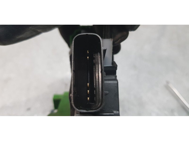 Recambio de cerradura puerta delantera derecha para kia carens ( ) concept referencia OEM IAM 81320A4010   Recambio de cerradura puerta delantera derecha para kia carens ( ) concept referencia OEM IAM 81320A4010