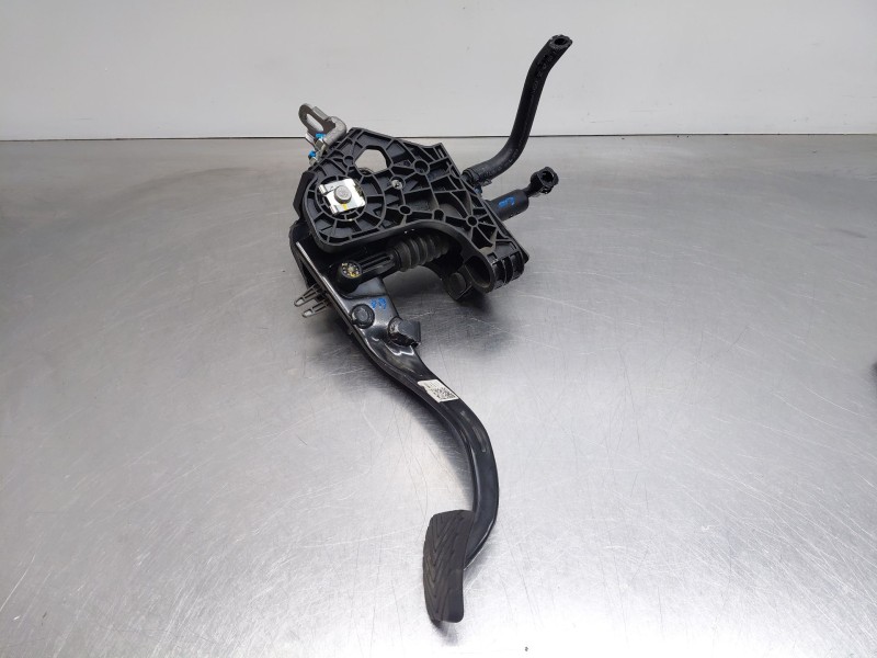 Recambio de pedal embrague para kia ceed sportswagon concept referencia OEM IAM   