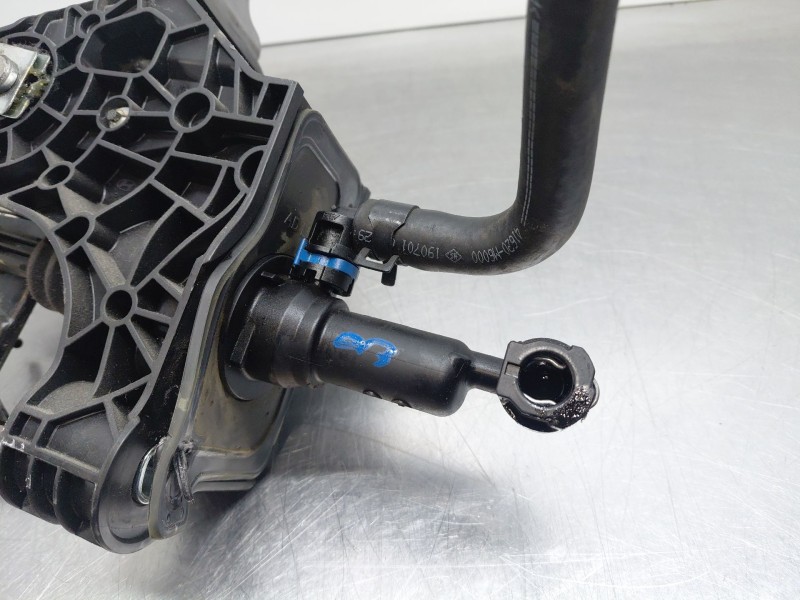 Recambio de pedal embrague para kia ceed sportswagon concept referencia OEM IAM   