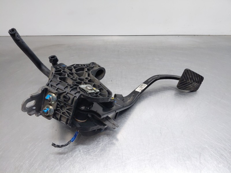 Recambio de pedal embrague para kia ceed sportswagon concept referencia OEM IAM   